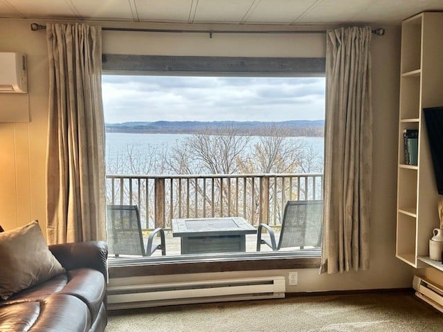 river-queen-living area window river-queen-living area window