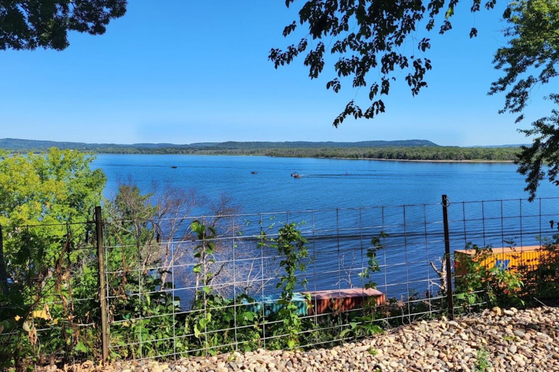 Tiny Home Vacation Rentals, Tiny House Rental Lake City MN